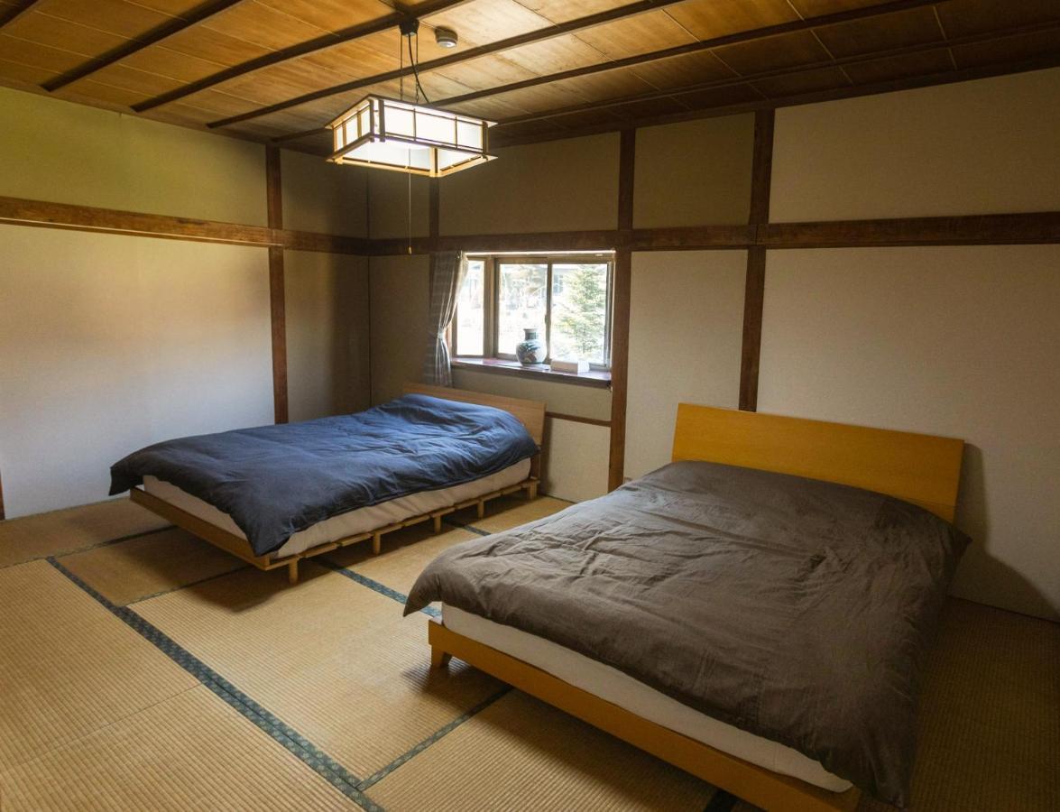 Hana Emi Kan Hakuba Zimmer foto